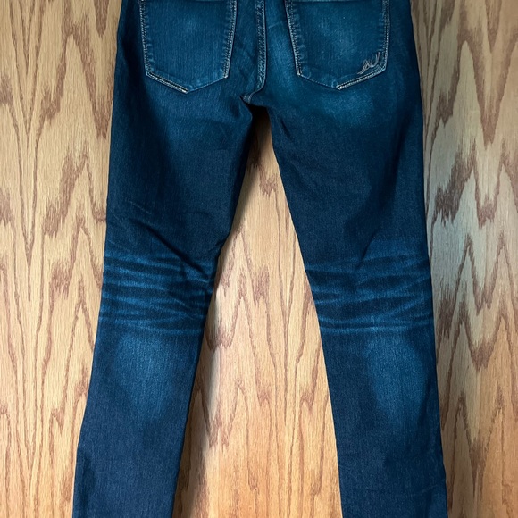 Express Jeans - Picture 2 of 5